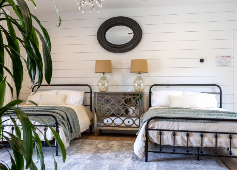addiction treatment program bedroom